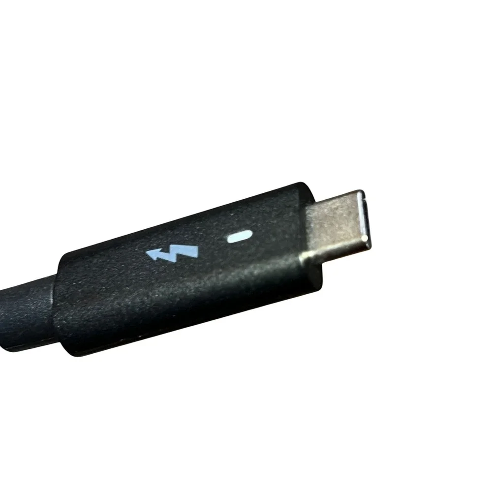 Dell WD19TBS Thunderbolt‎ Docking Station Black DP/N 02HV8N No Power Adapter